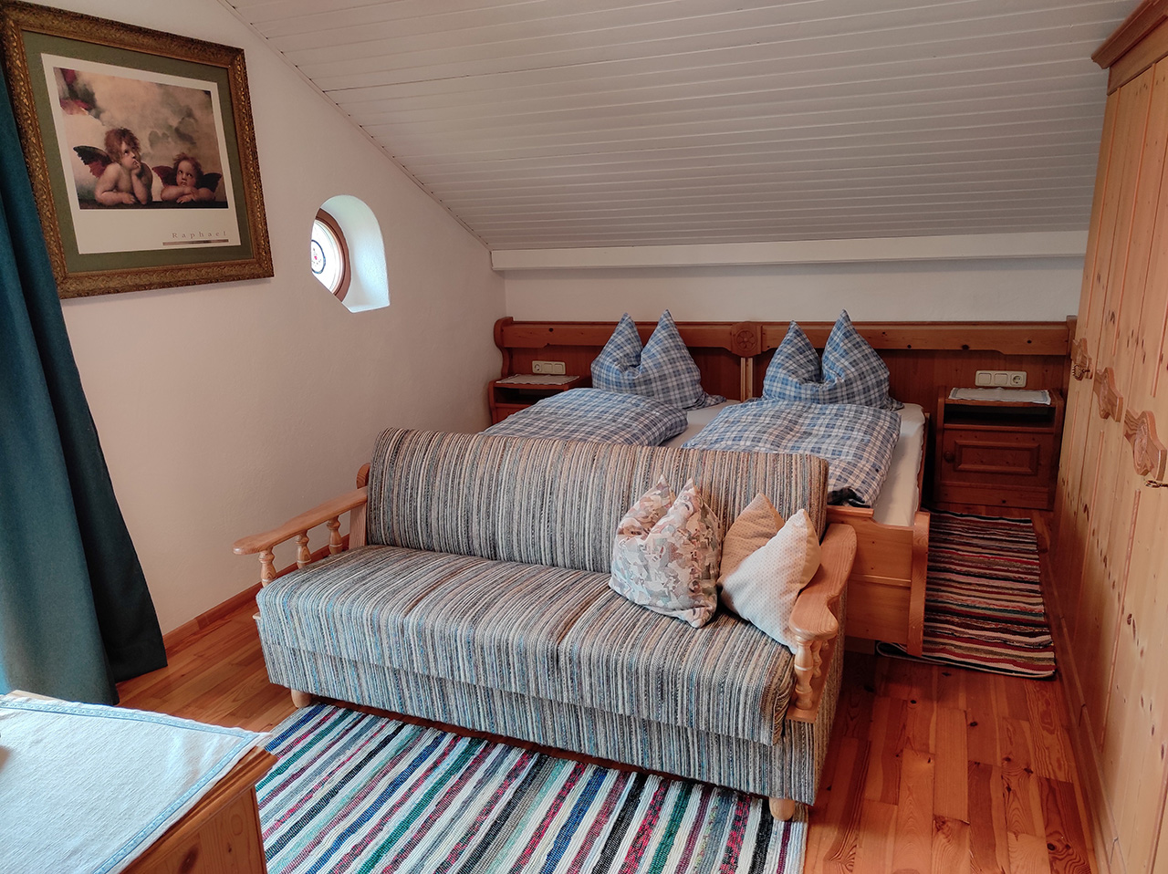 Zimmer 1 (S&uuml;dosten)